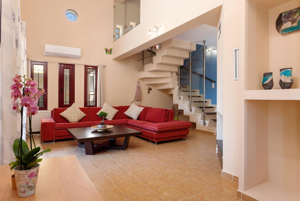 Evalexia Villa - Luxury Villa With Private Pool Near Laganas Perfect For Groups By Villa Mana Gers Kalamákion Buitenkant foto